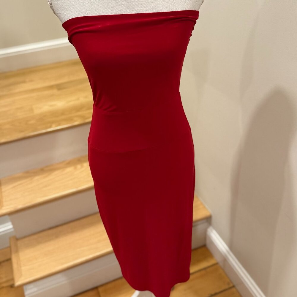 Norma Kamali x REVOLVE Strapless Dress to Knee Dress in Red, Size S